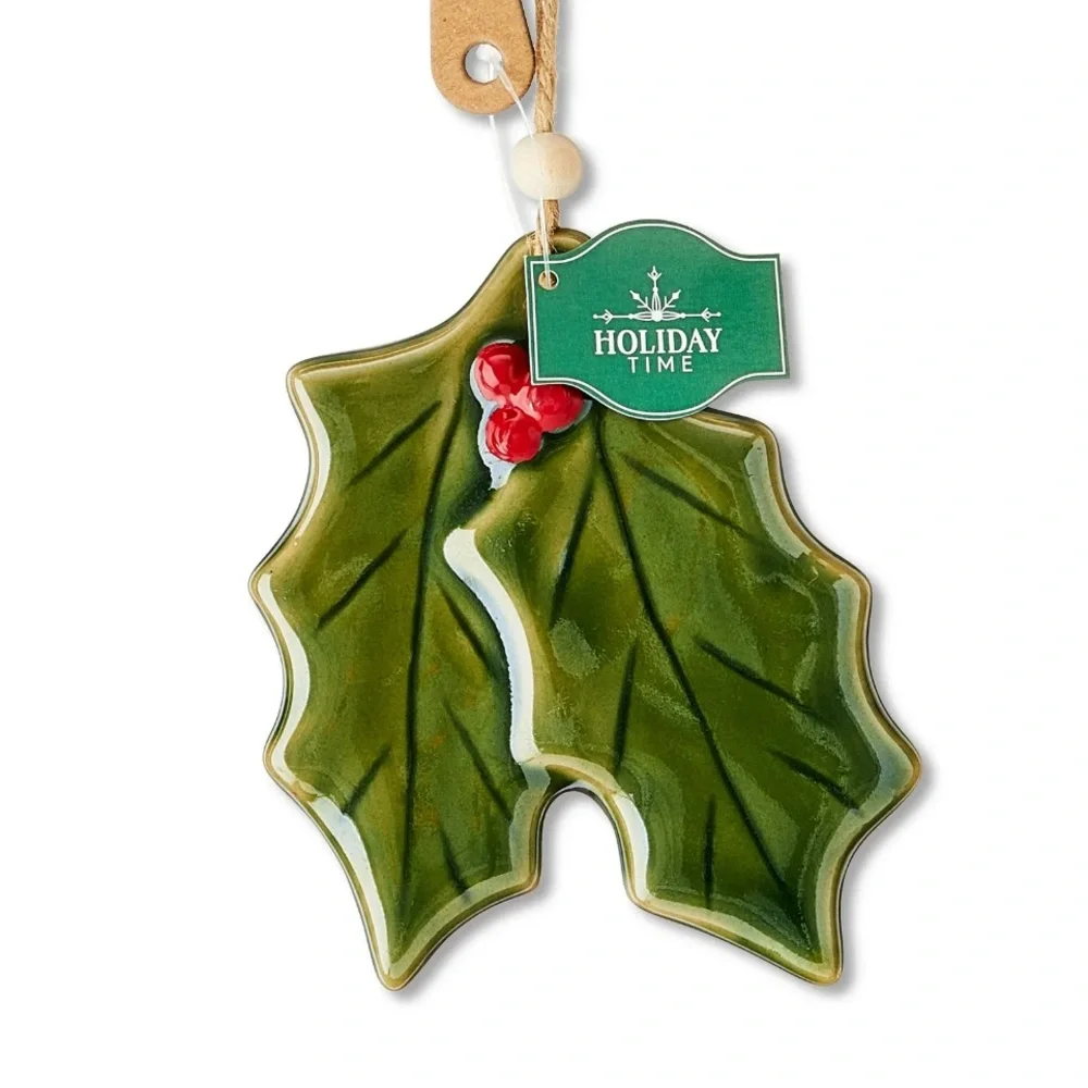 🆕HOLIDAY TIME Ceramic Pottery Holly Leaf Ornament, OS